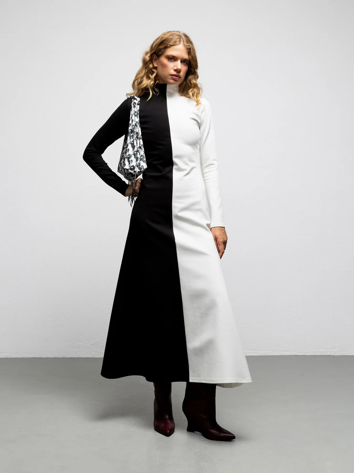 Dali Dress - B&W