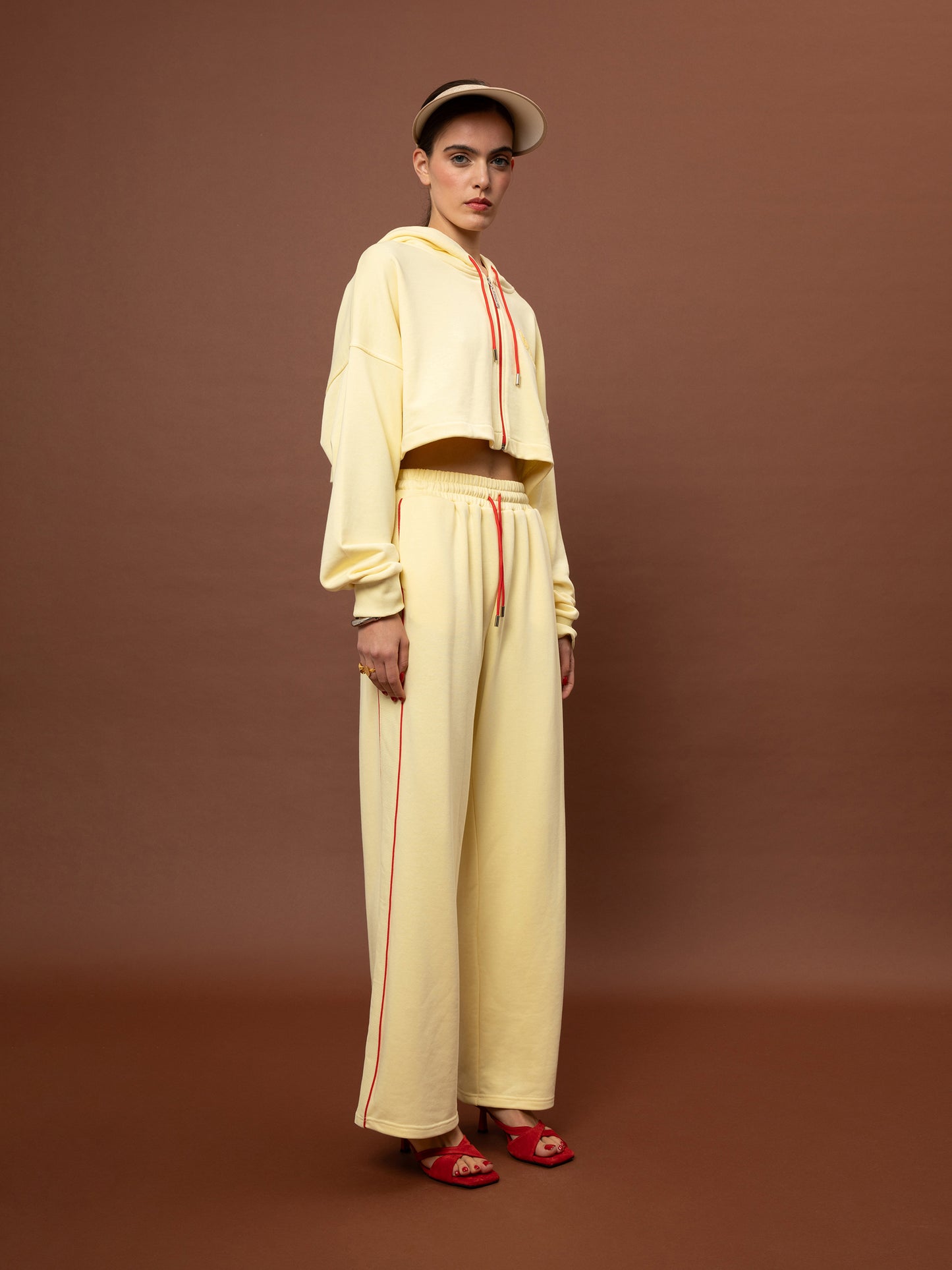 Futter Cropped Hoodie - Butter Yellow