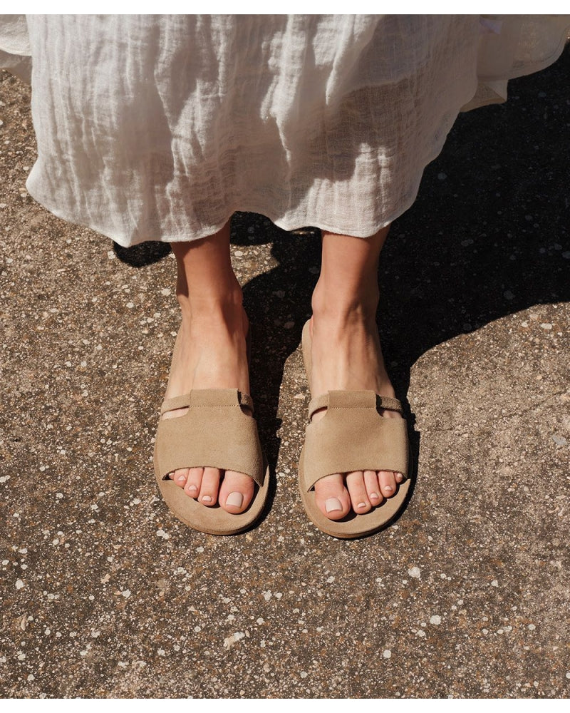 Bonatsa Esiot Sandals I Sand