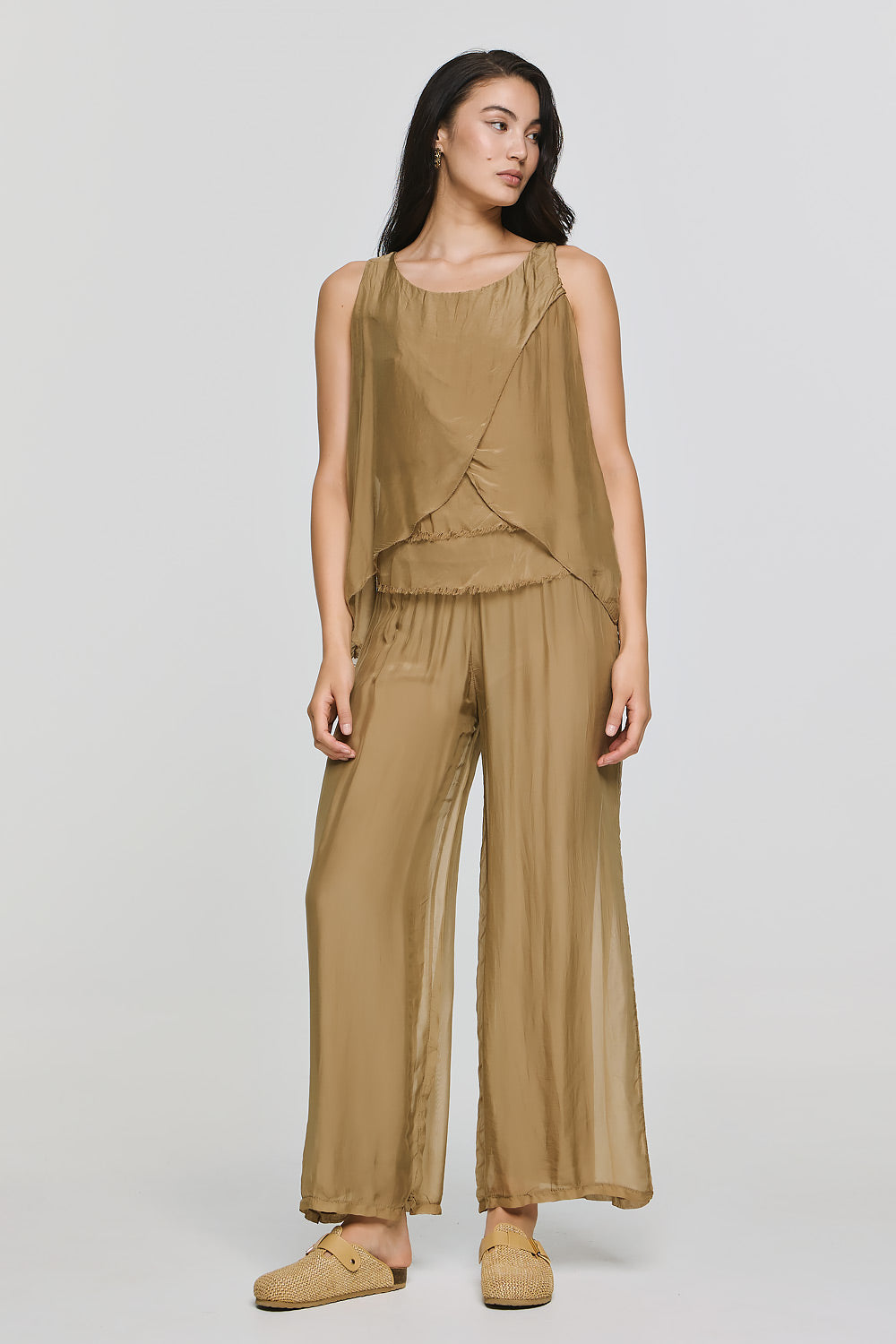 Ismin Pant - Camel