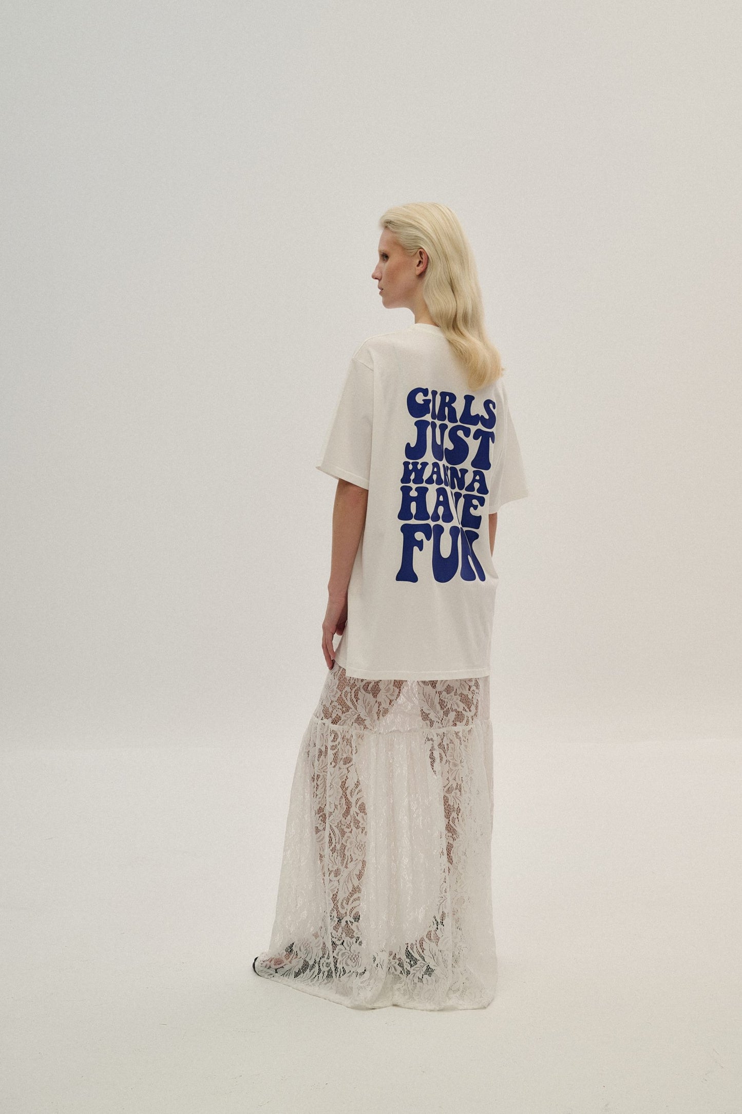 T-Shirt “Girls Just Wanna Have Fun”