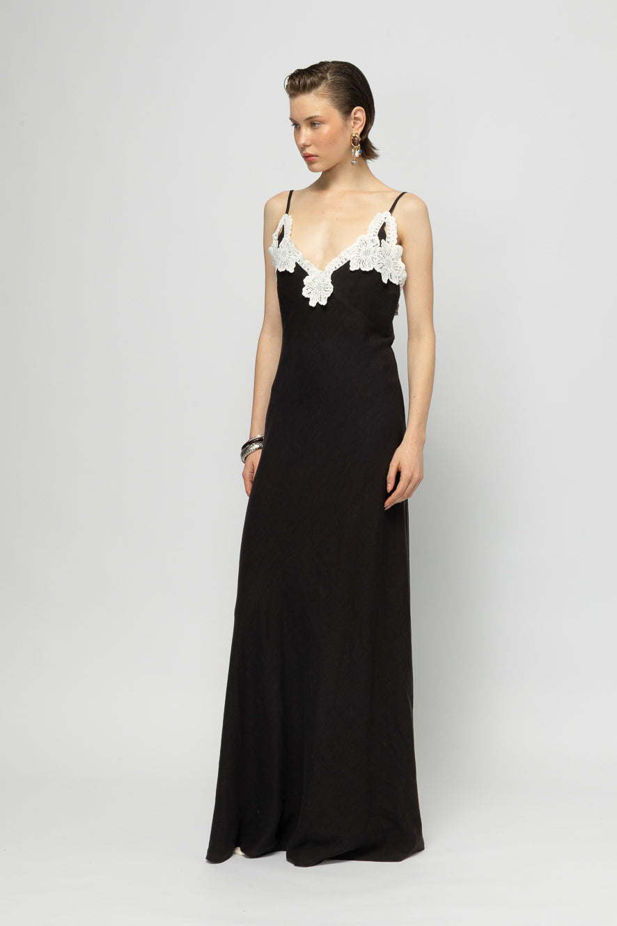 Cyra Black Dress