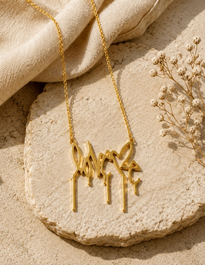 Love me Necklace - Gold color