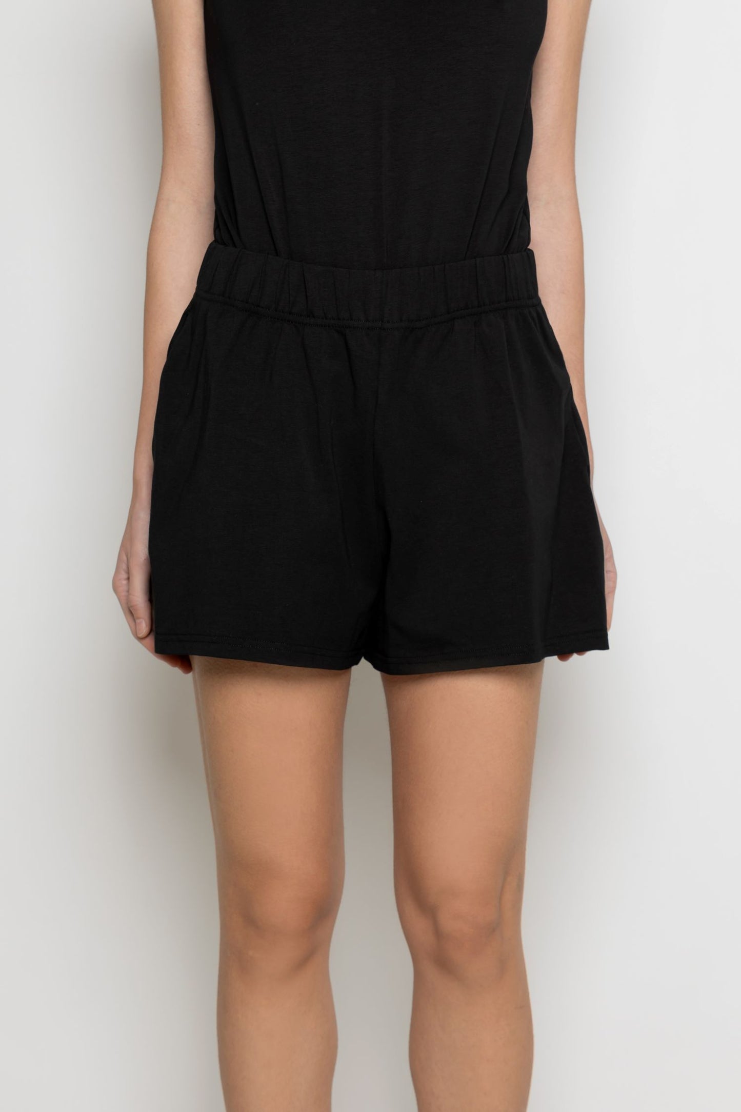 Most Comfortable Bermudas - White