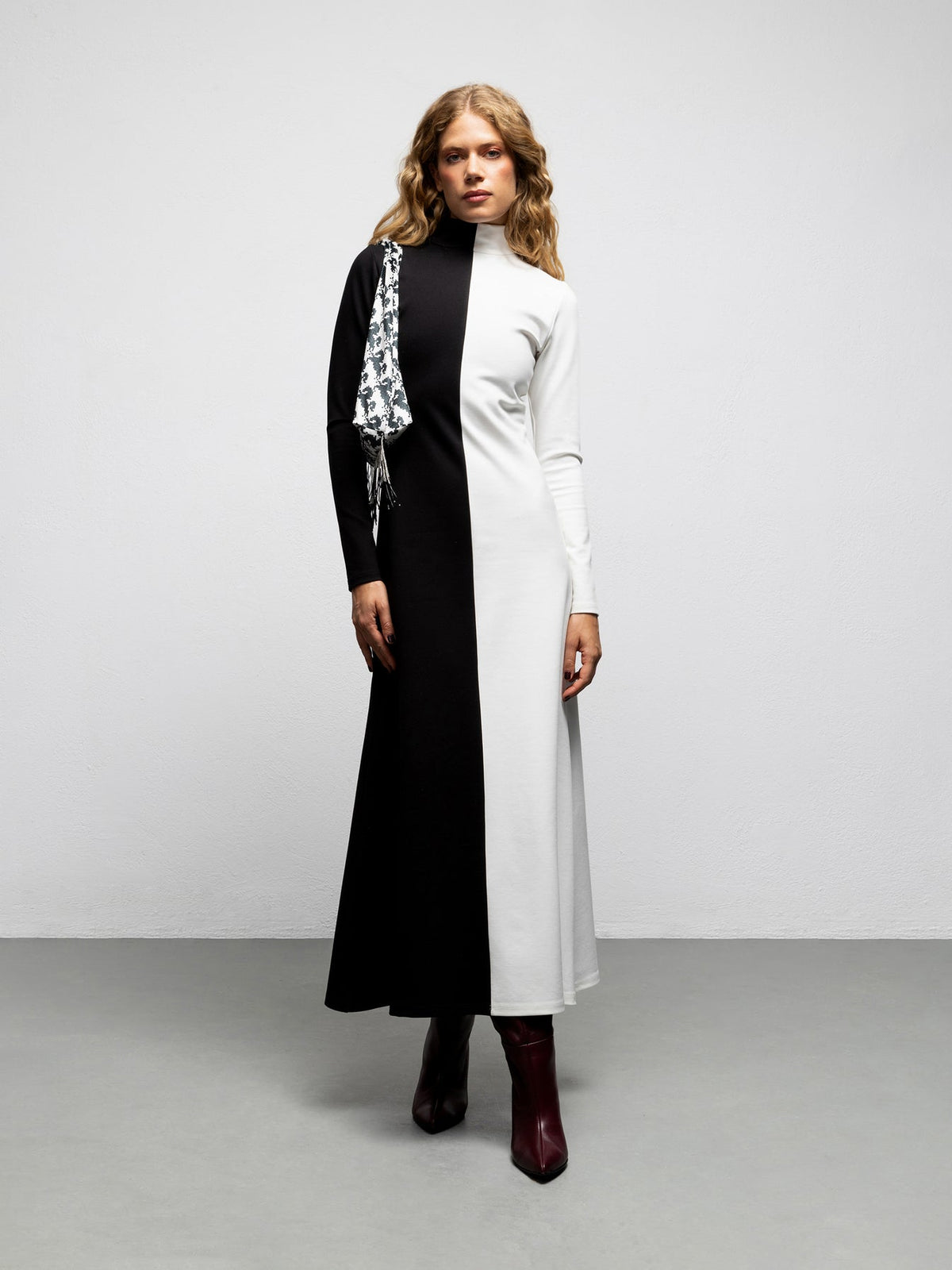 Dali Dress - B&W