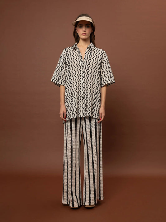 Knitted Pants Stripes - Black & White