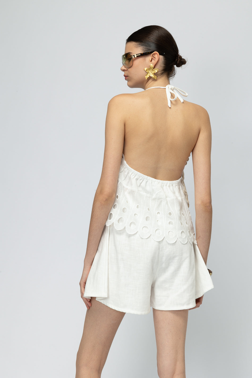 White Lotus Top
