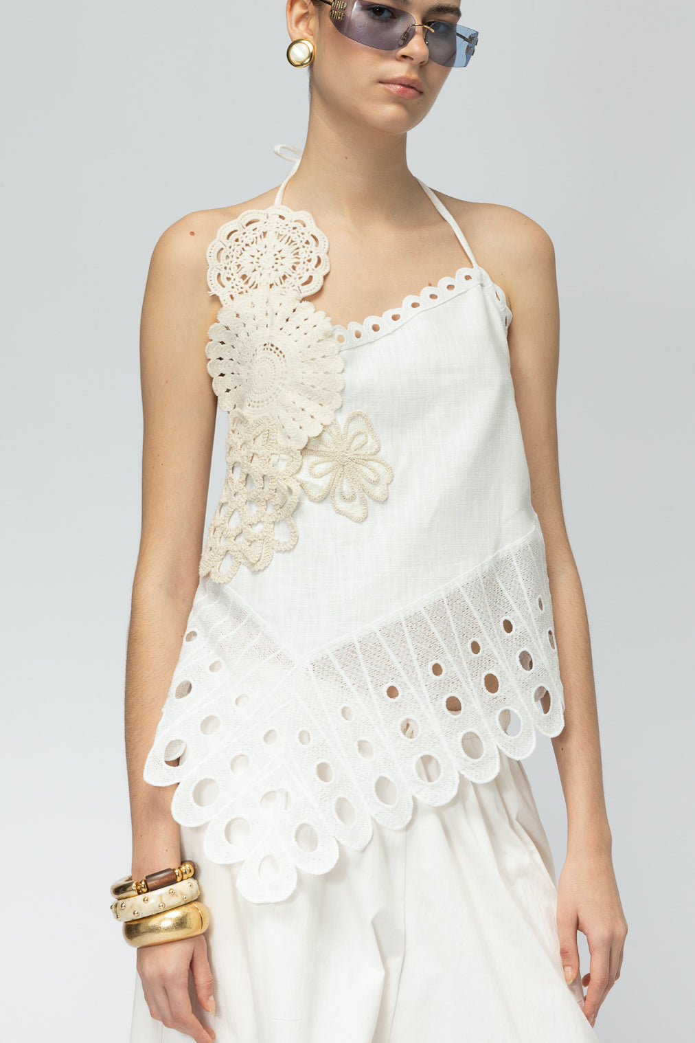 White Lotus Top