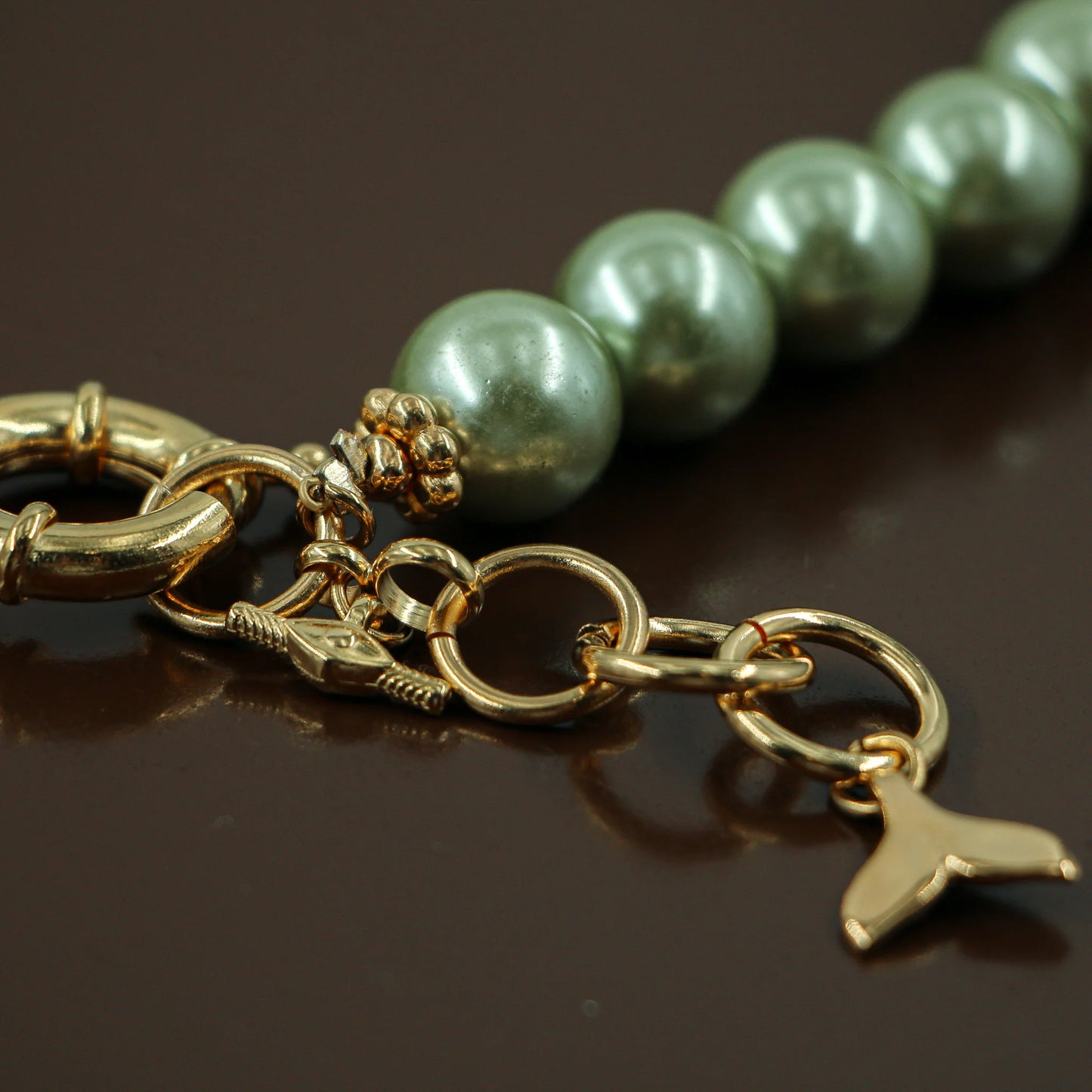 #0123-31 Green Pearls Necklace