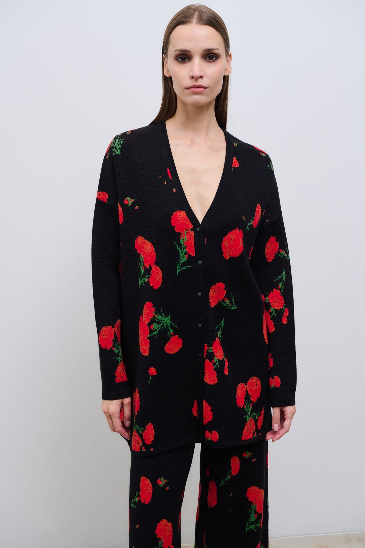 Carnation Cardigan Black