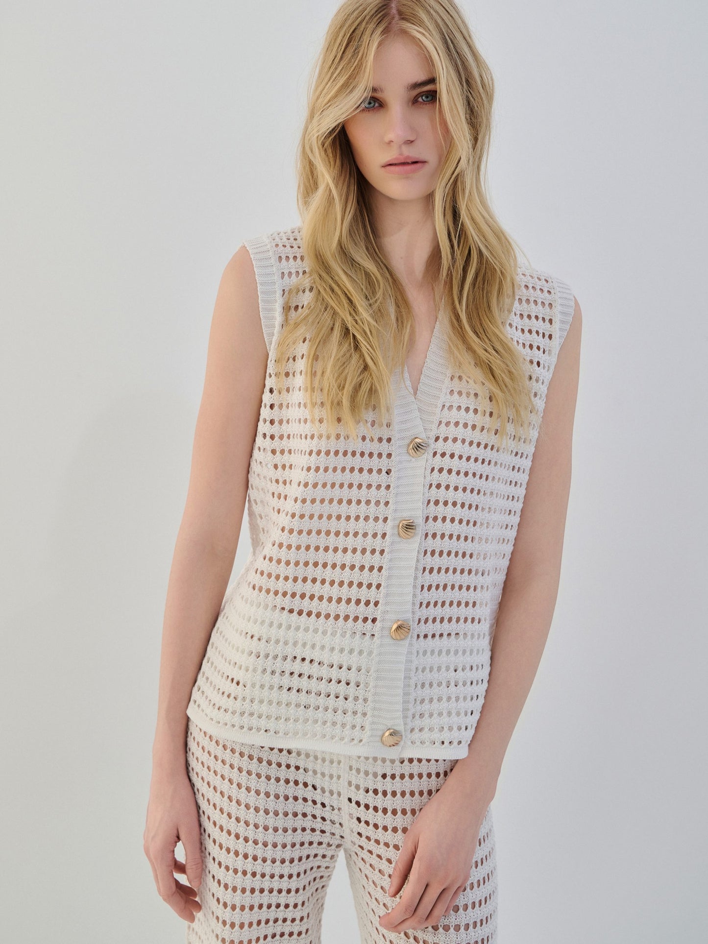 Cardigan V Shell Buttons - Yellow