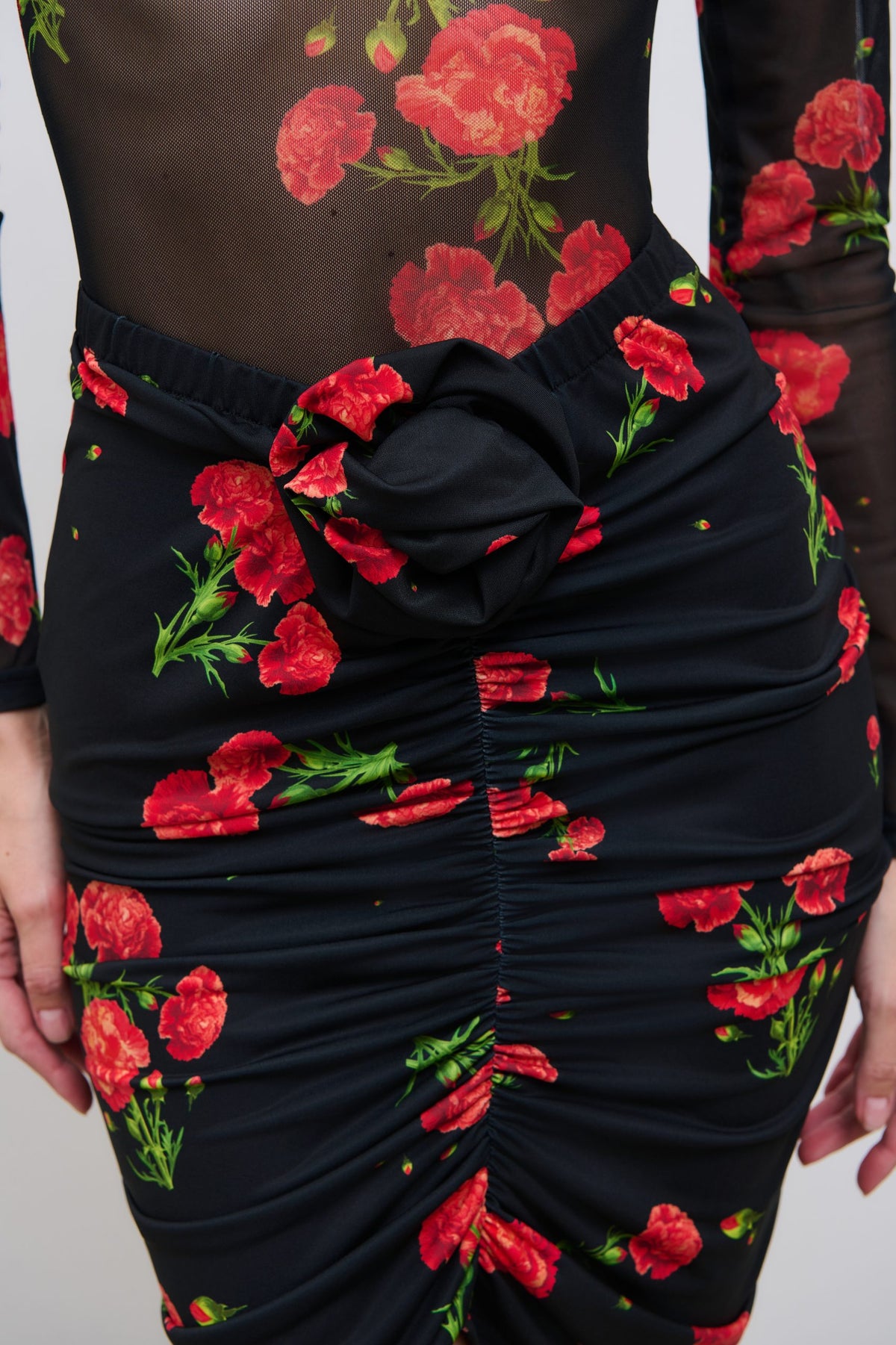 Carnation Dream Mini Skirt Black
