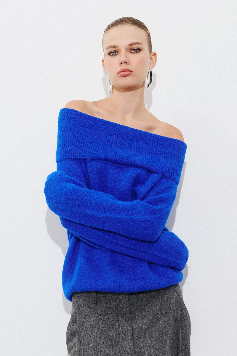 Alpaca Off Shoulder Efimeron - Blue Royal