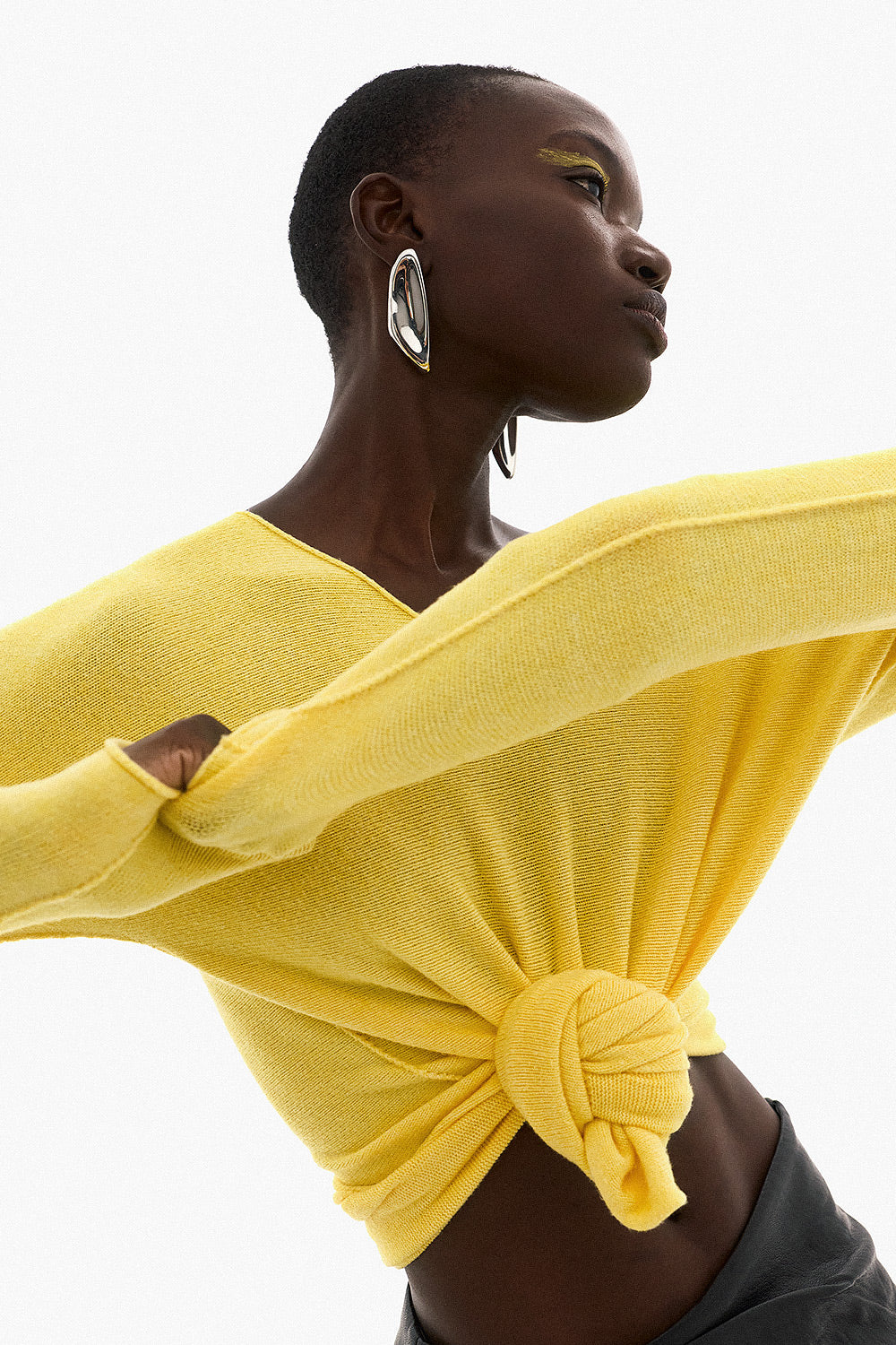 Soft Knitwear V neck - Yellow