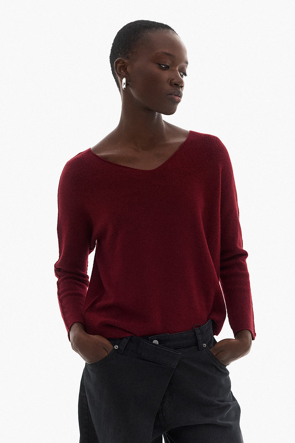 Soft Knitwear V neck- Burgundy